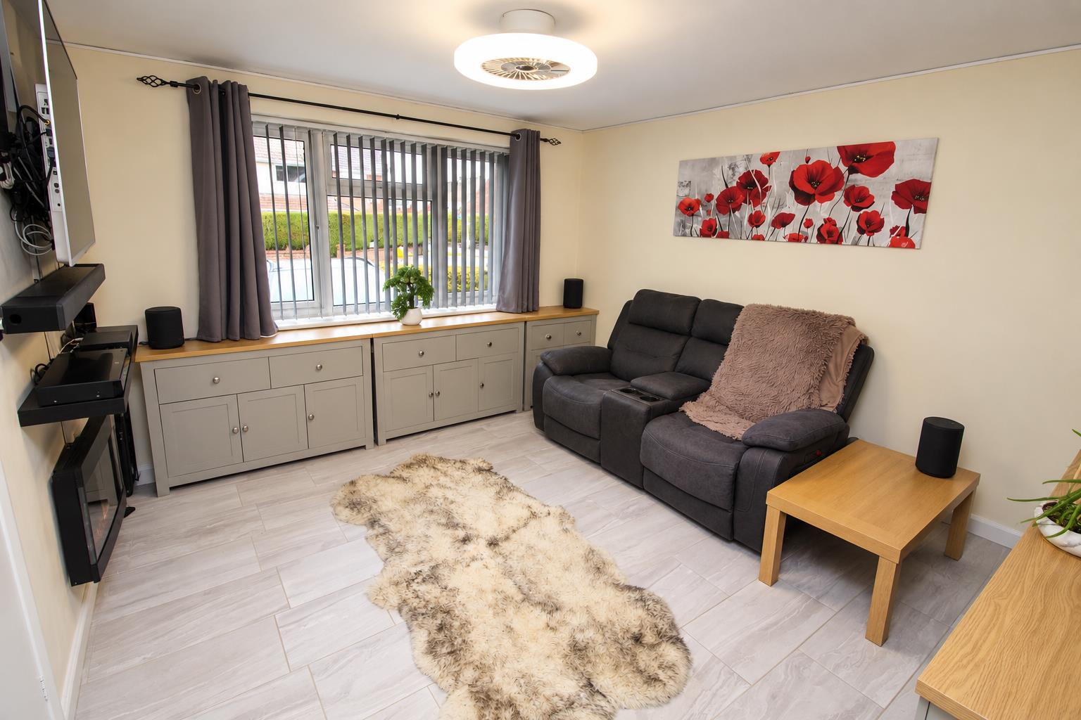 Fullbrook Crescent, Tilehurst, Reading